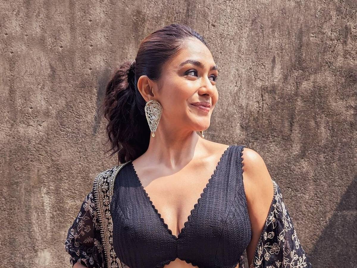 Mrunal Thakur